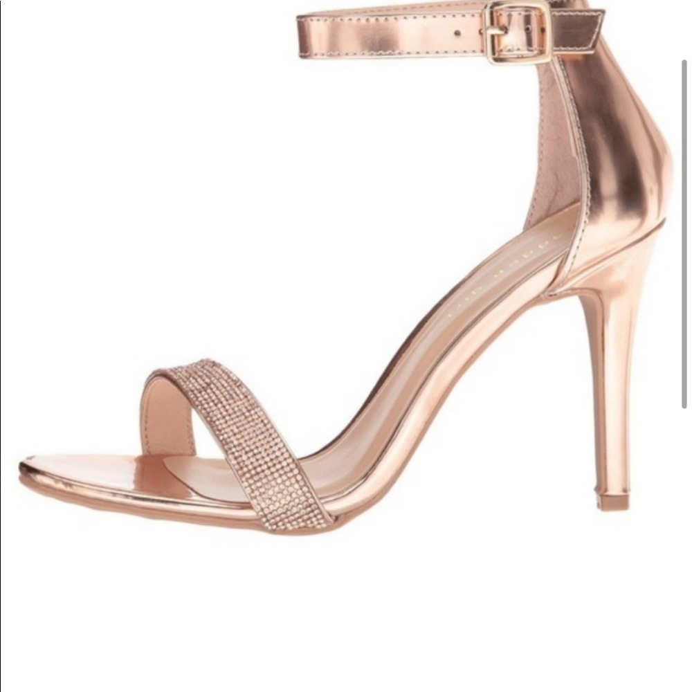 Madden Girl Rylie Rose Gold Sandals new without box